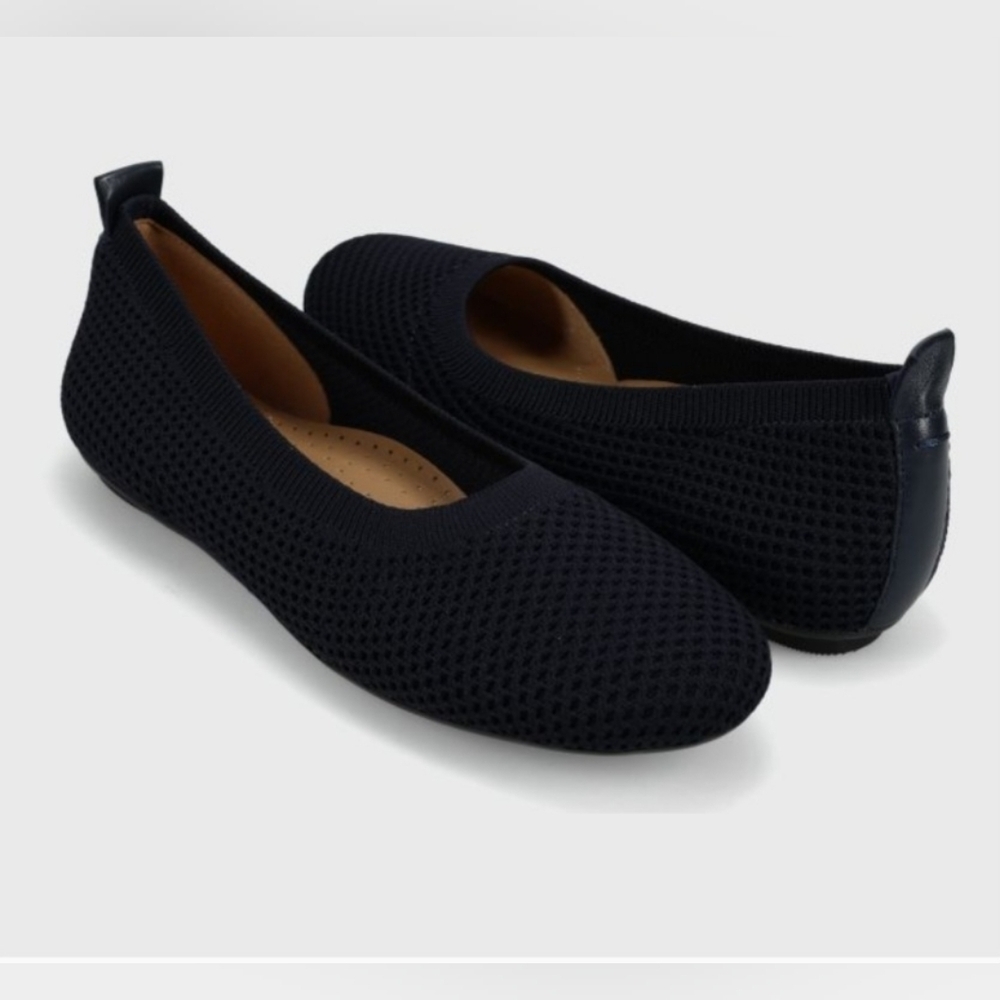 Vaneli Suvi Navy Stretch Knit Slip On Flats Excellent Condition 10N